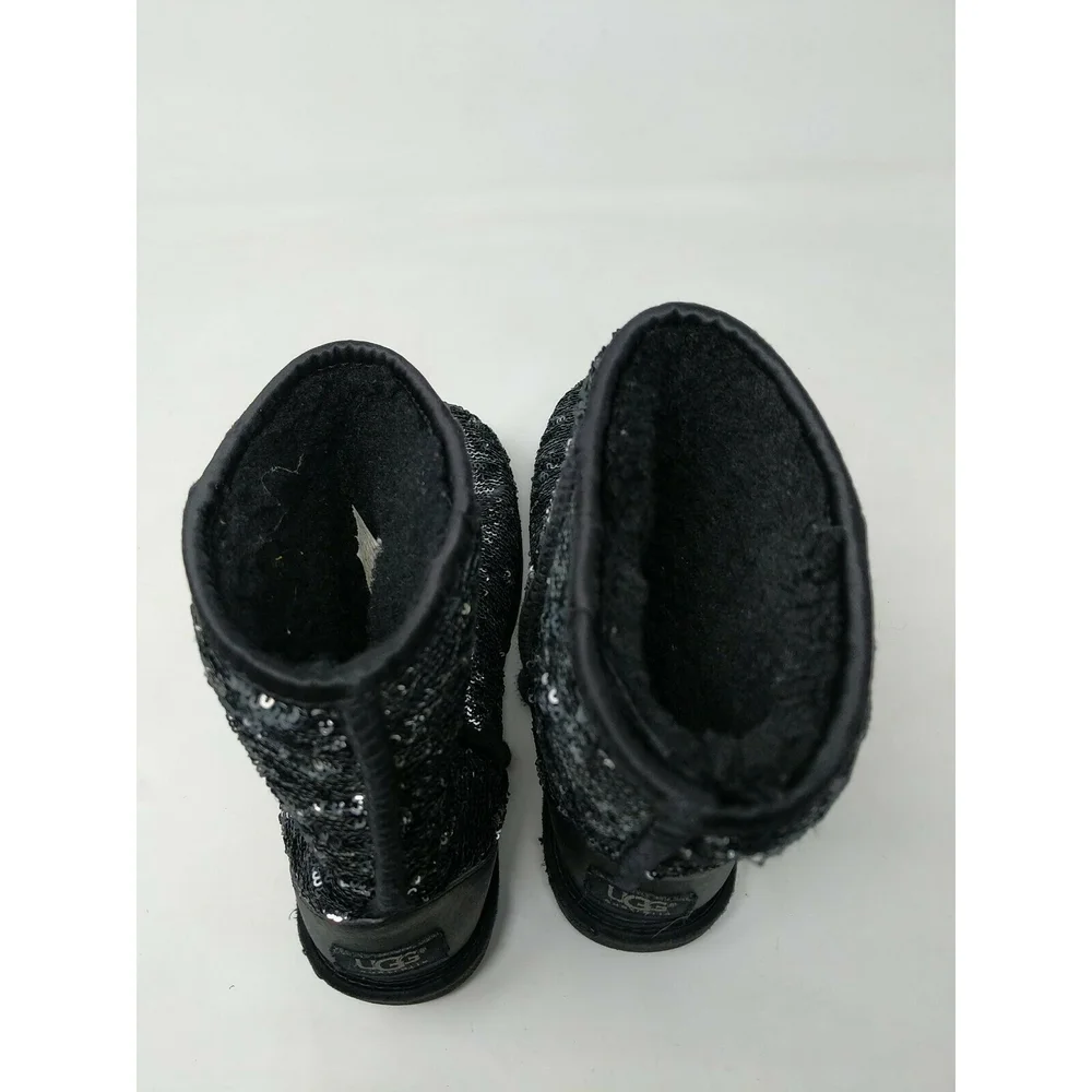 UGG Australia Womens Size 6‎ Silver Sequin Sparkle Boots Faux Sherpa Fur 1002765